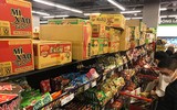 Hà Nội: Hàng hóa dồi dào, thực phẩm rau xanh giảm giá ở siêu thị